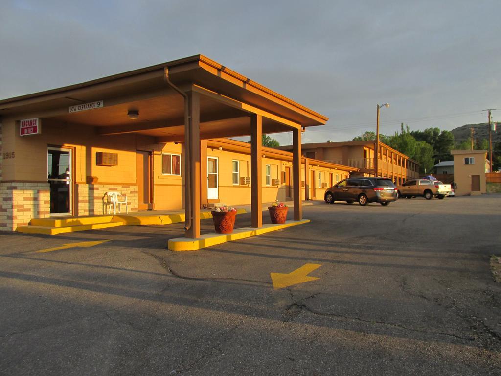 Motel 7 Rawlins Exterior photo